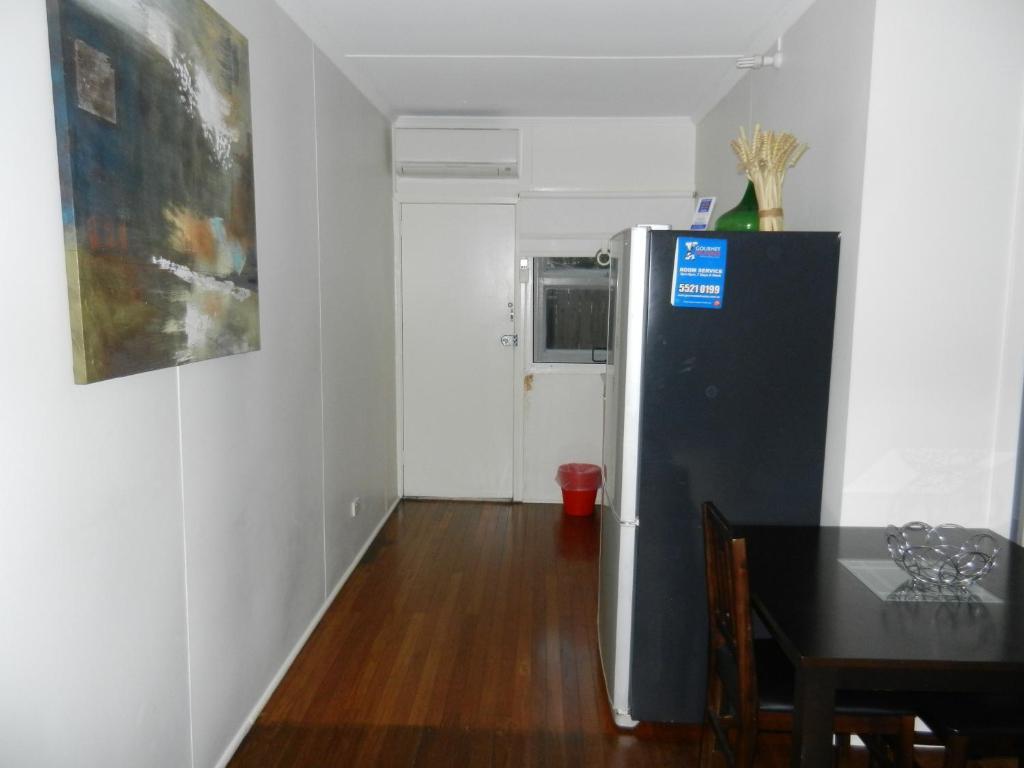 Golden Shores Motel Bilinga Δωμάτιο φωτογραφία